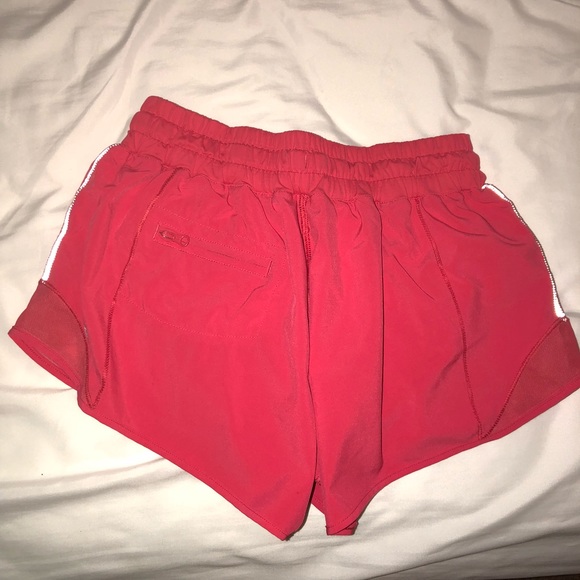 Lululemon Hotty Hot 2” Hot Pink Shorts “Boom Juice - Picture 5 of 5